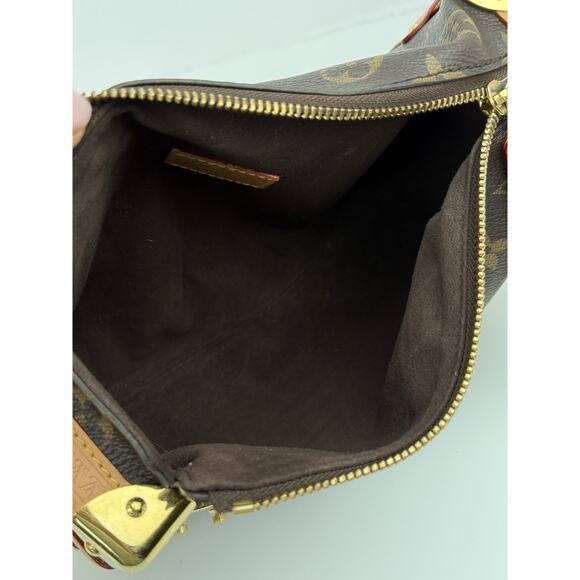 LOUIS VUITTON Monogram Side Trunk Bag - Picture 7 of 8